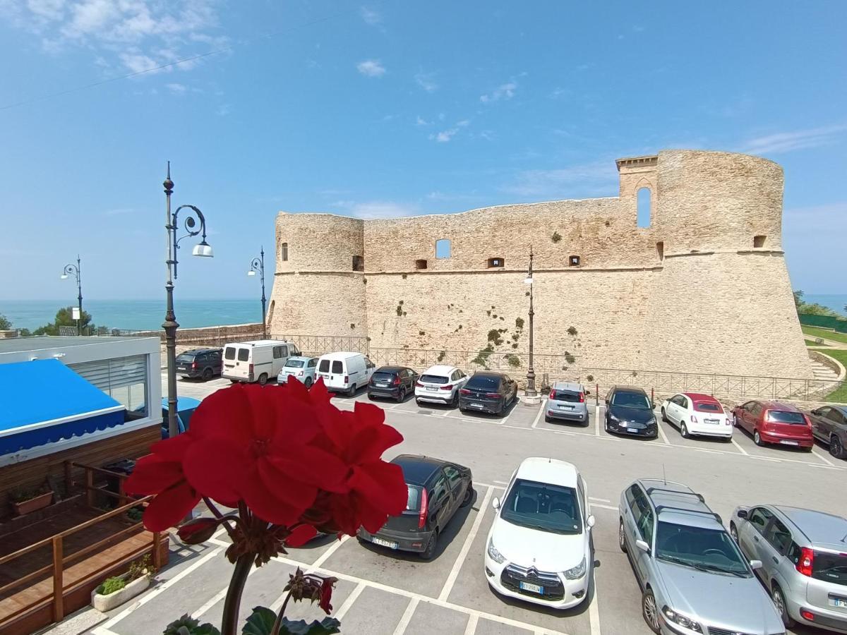 Oh Che Bel Castello Apartment Ortona Luaran gambar